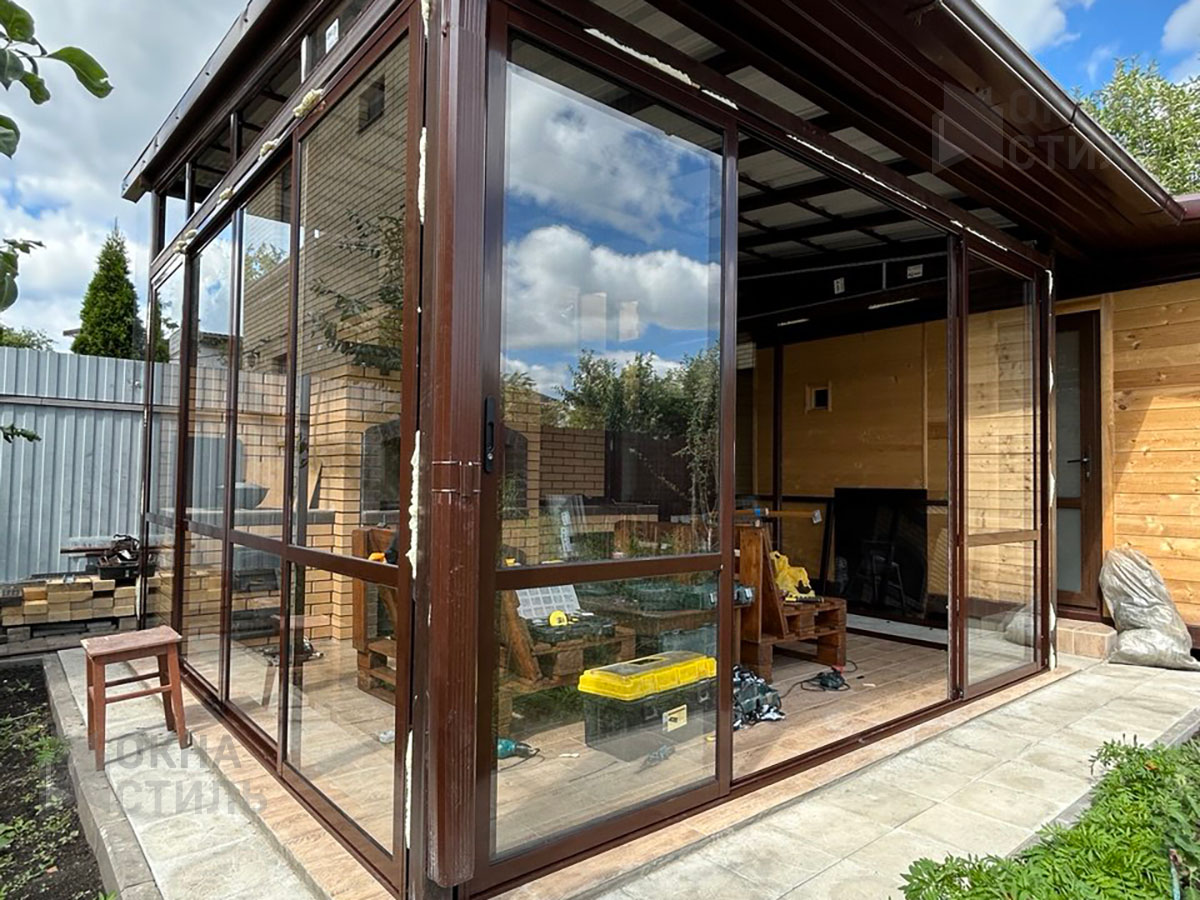 Остекление беседки алюминиевым профилем