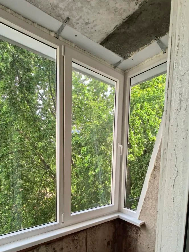Остекление балкона в Воронеже на Бульваре Победы